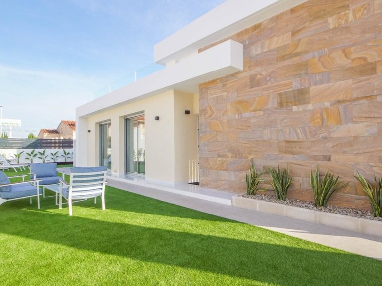 Villa for Sale in Torrevieja, Alicante 35