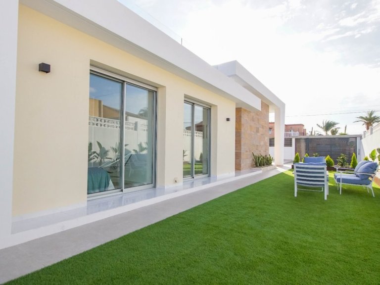 Villa for Sale in Torrevieja, Alicante 37