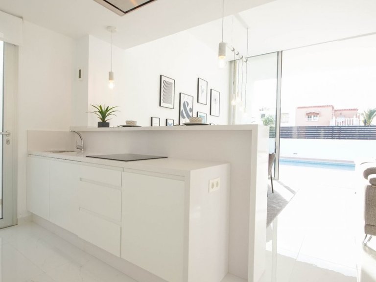 Villa for Sale in Torrevieja, Alicante 13