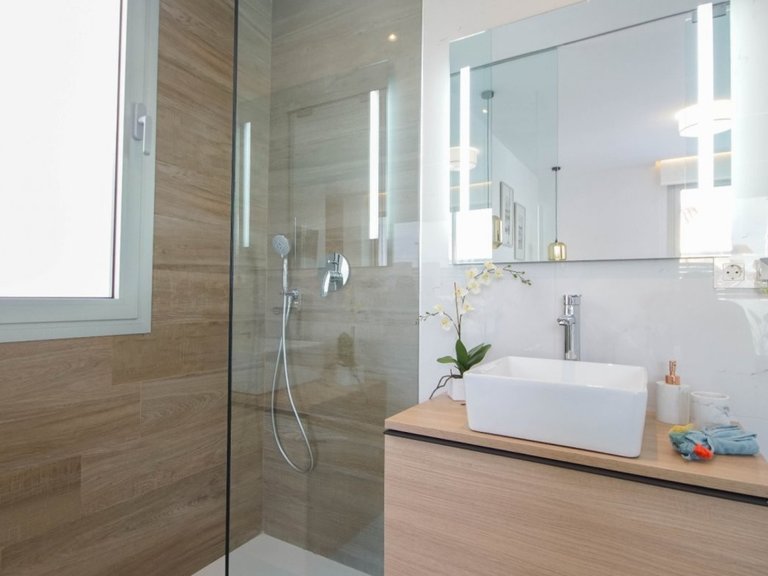Villa for Sale in Torrevieja, Alicante 28
