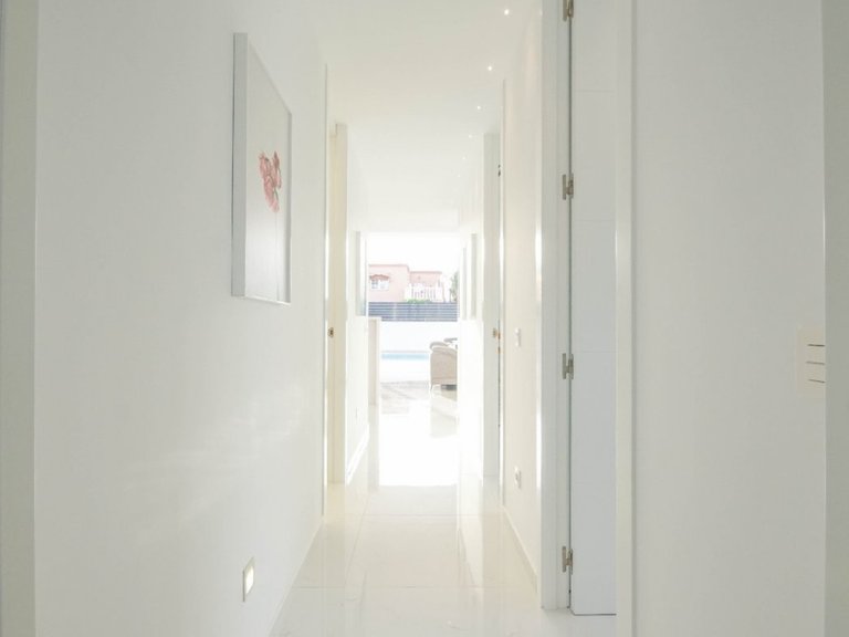 Villa for Sale in Torrevieja, Alicante 34