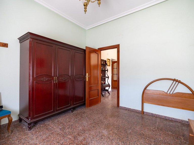 Villa for Sale in Monovar, Alicante 32