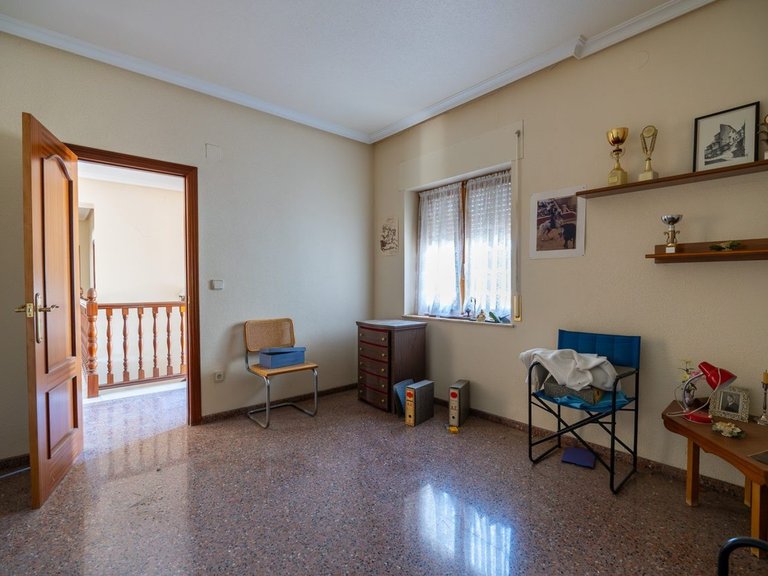 Villa for Sale in Monovar, Alicante 36