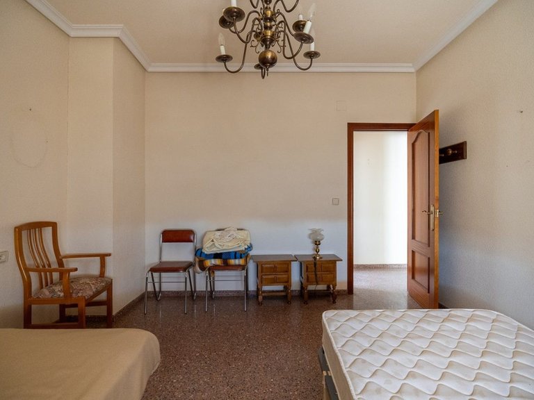 Villa for Sale in Monovar, Alicante 37