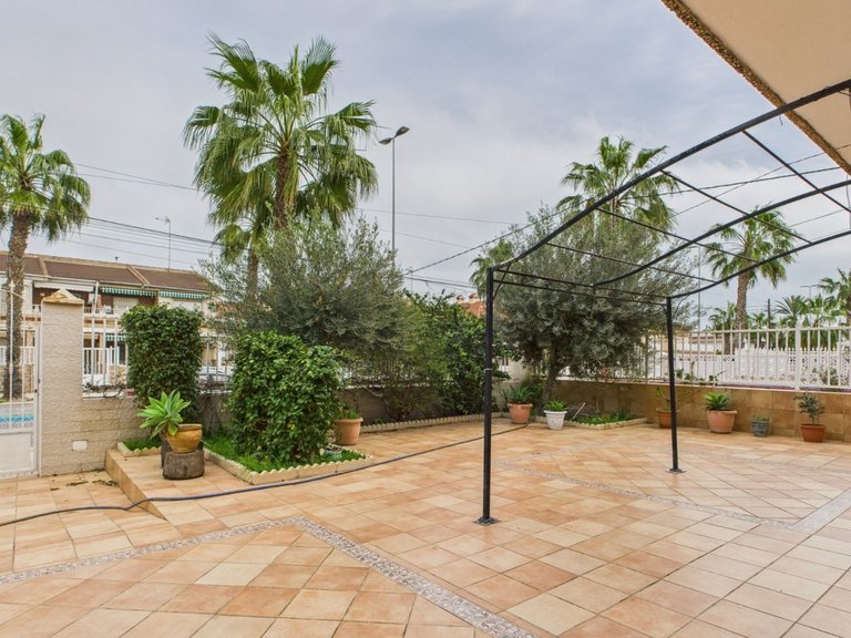 Apartment for Sale in Los Alcázares, Murcia 2