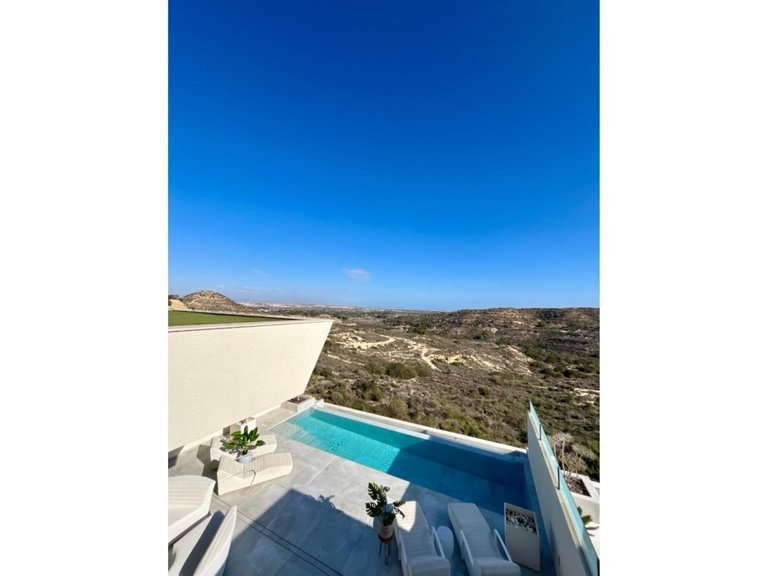 Villa for Sale in Rojales, Alicante 31