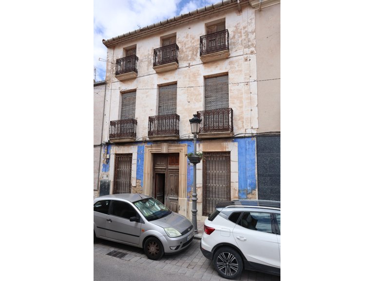Town House for Sale in Pinoso, Alicante 2
