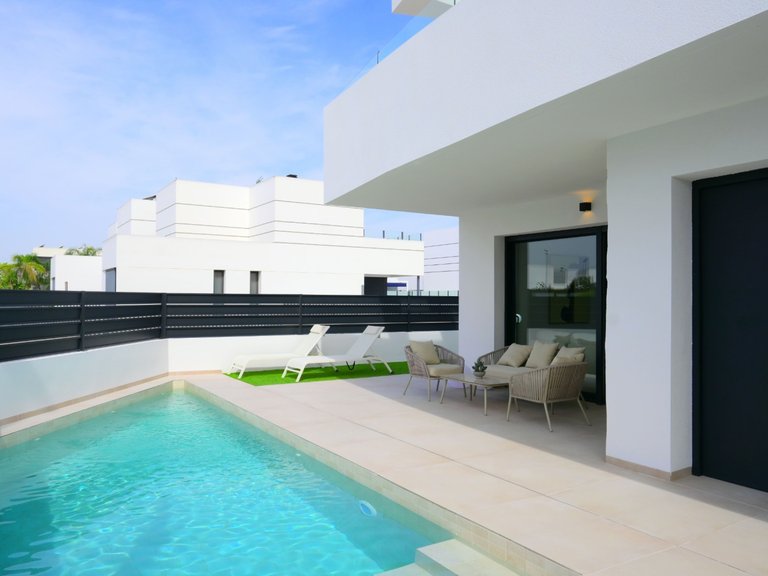 Villa for Sale in Dolores, Alicante 14