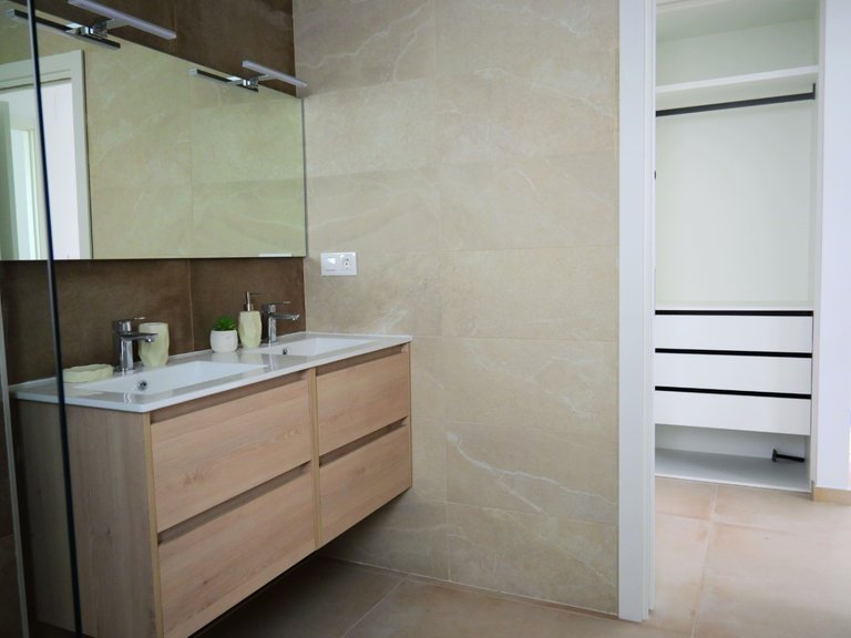 Villa for Sale in Dolores, Alicante 29