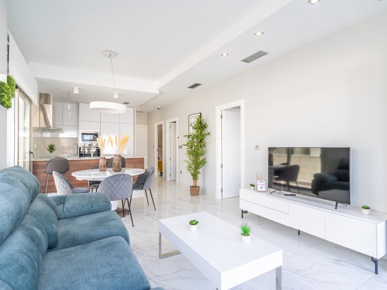 Villa for Sale in Villamartin, Alicante 7