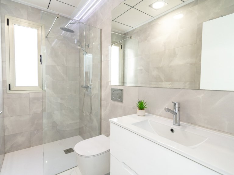 Villa for Sale in Villamartin, Alicante 21