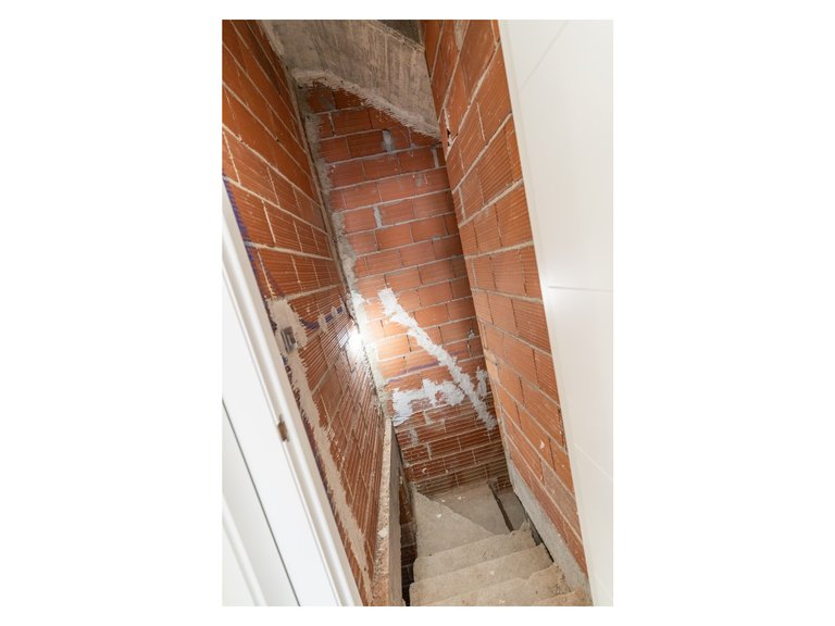 Villa for Sale in Villamartin, Alicante 26