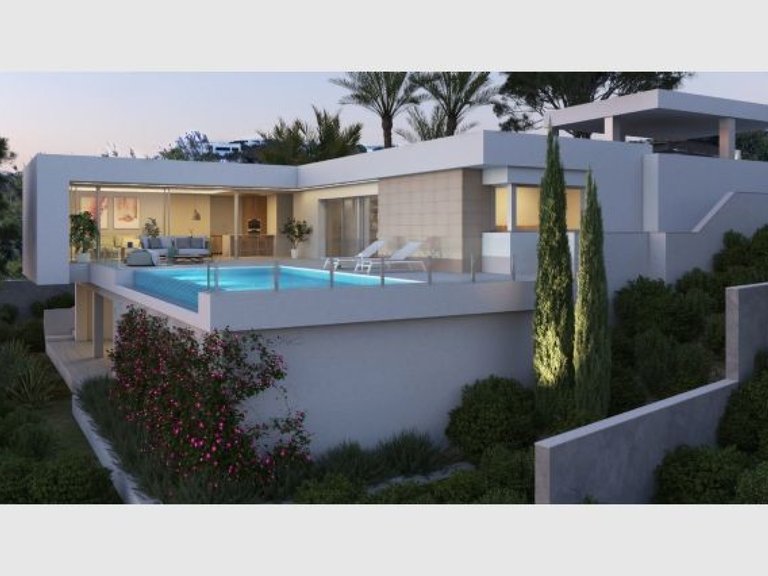 Villa for Sale in Cumbre Del Sol, Alicante 2