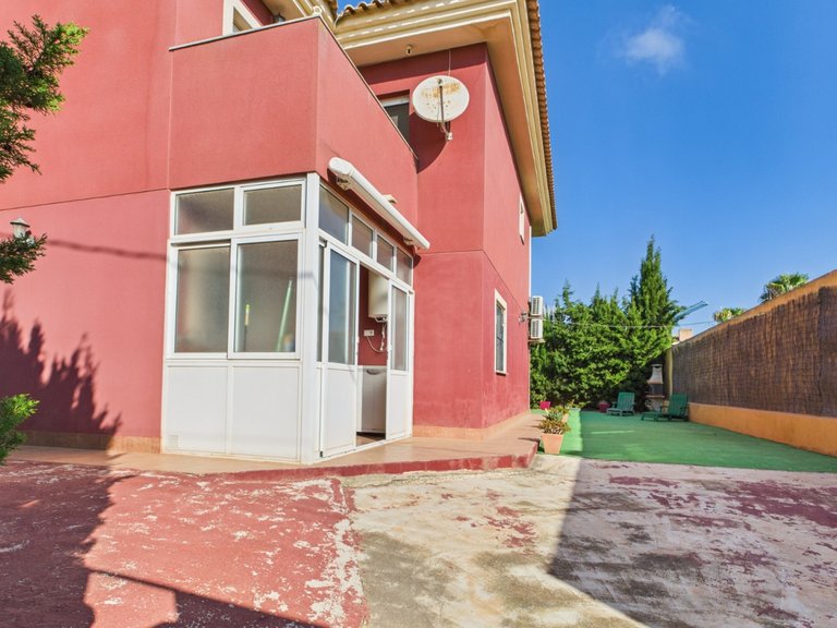 Villa for Sale in Los Urrutias, Murcia 37