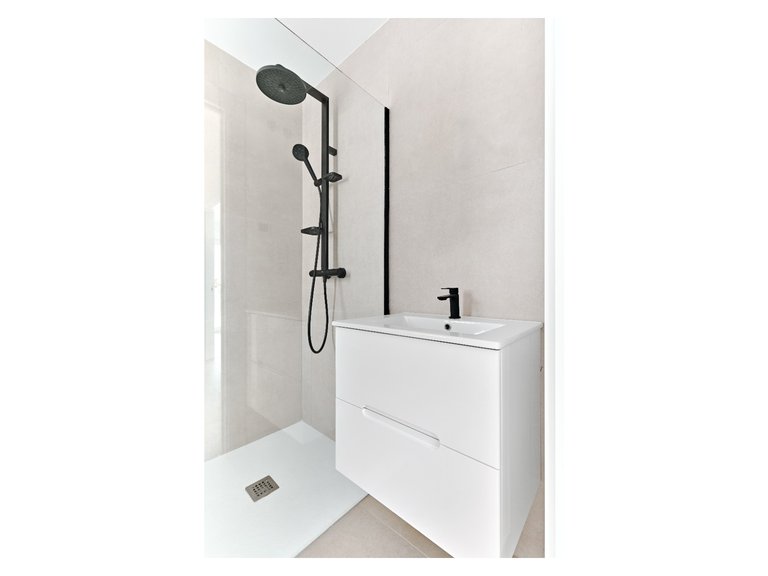 Villa for Sale in Los Montesinos, Alicante 19