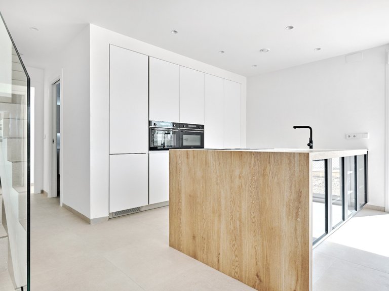 Villa for Sale in Los Montesinos, Alicante 10