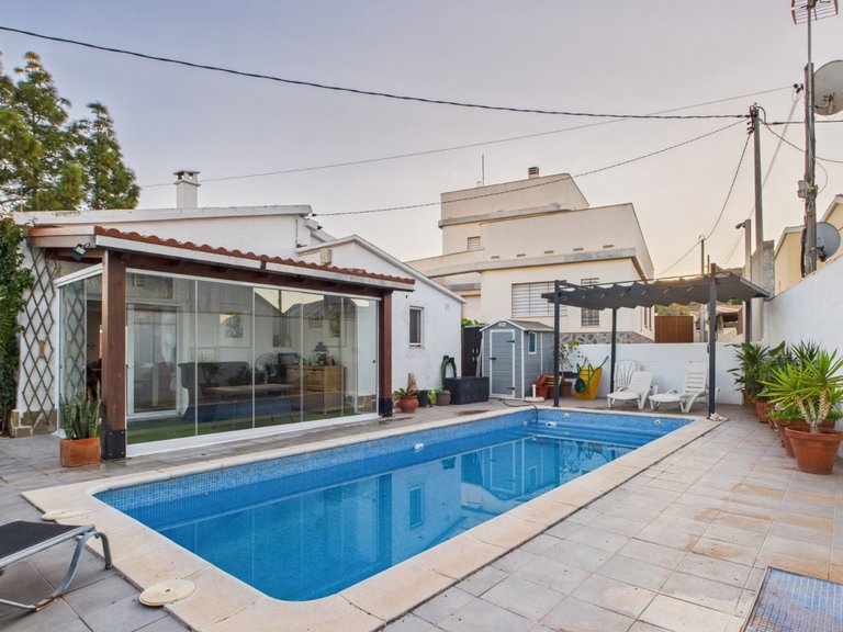 Villa for Sale in El Carmoli, Murcia 1