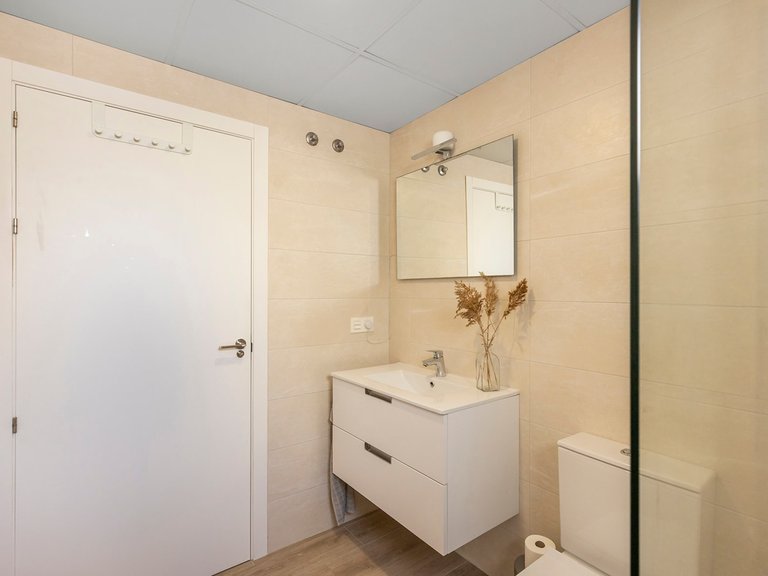 Apartment for Sale in Los Alcázares, Murcia 32