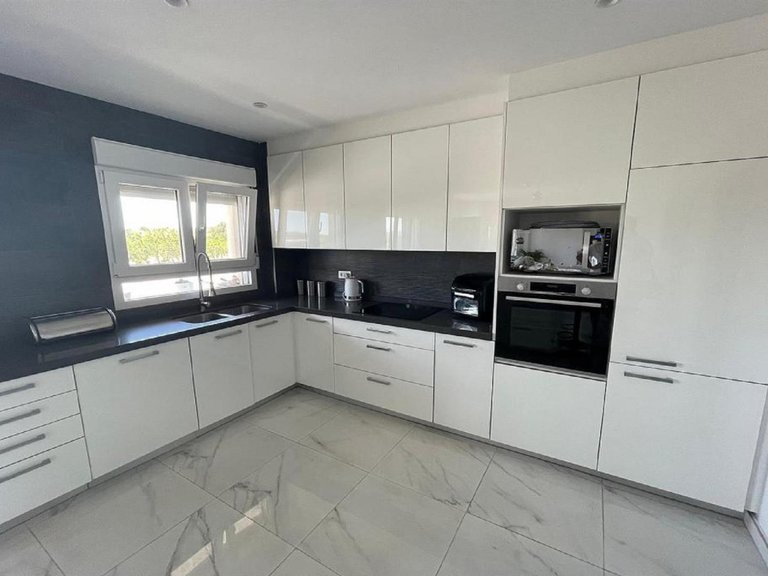 Villa for Sale in Pinoso, Alicante 5