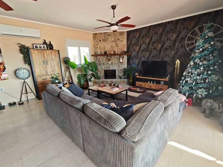 Villa for Sale in Sax, Alicante 8