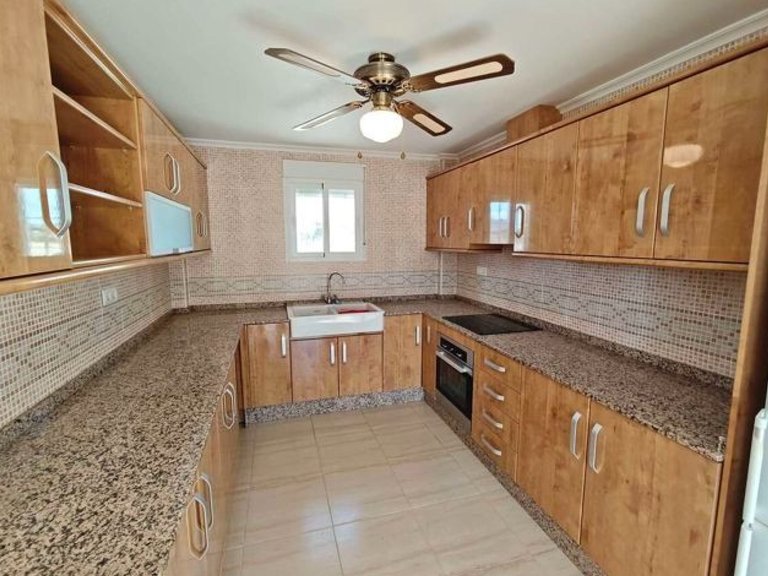Villa for Sale in Pinoso, Alicante 11