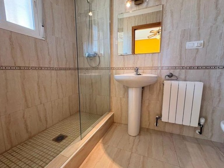 Villa for Sale in Pinoso, Alicante 22