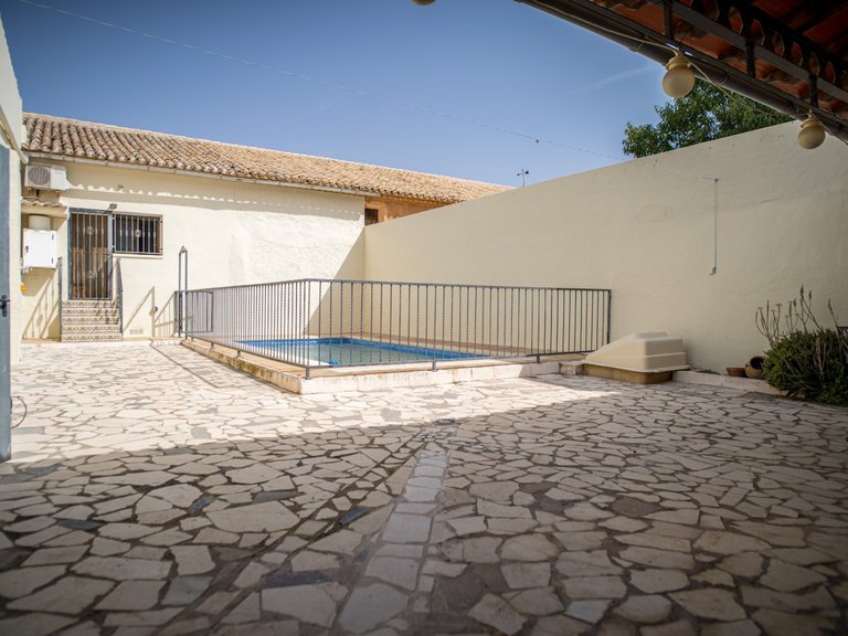 Villa for Sale in Pinoso, Alicante 38