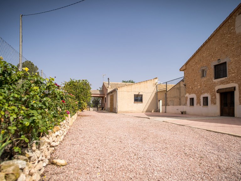 Villa for Sale in Pinoso, Alicante 44