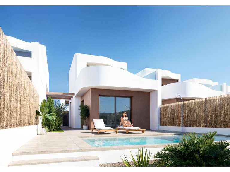 Villa for Sale in Los Montesinos, Alicante 2