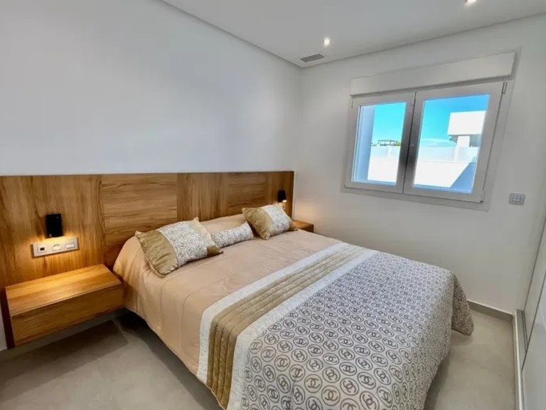 Villa for Sale in Benijofar, Alicante 5