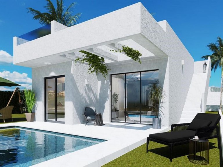 Villa for Sale in La Finca Golf, Alicante 1