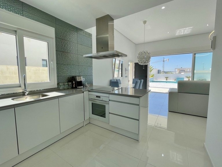 Villa for Sale in Rojales, Alicante 4