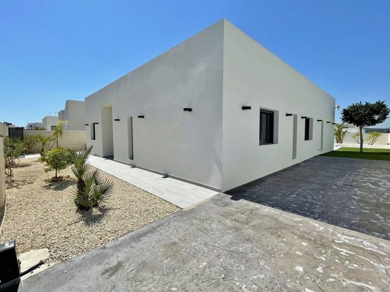 Villa for Sale in Rojales, Alicante 14