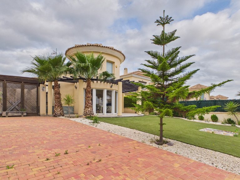 Villa for Sale in Gea Y Truyols, Murcia 11
