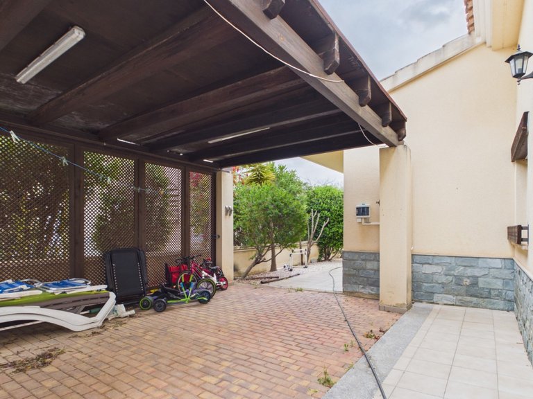 Villa for Sale in Gea Y Truyols, Murcia 12