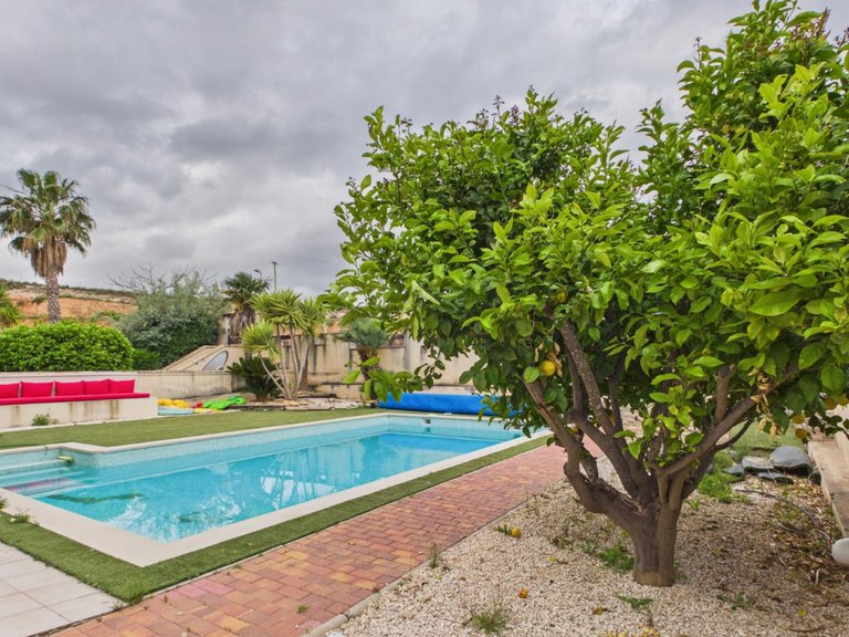 Villa for Sale in Gea Y Truyols, Murcia 3