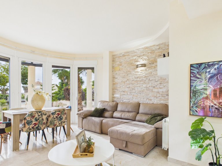 Villa for Sale in Gea Y Truyols, Murcia 18