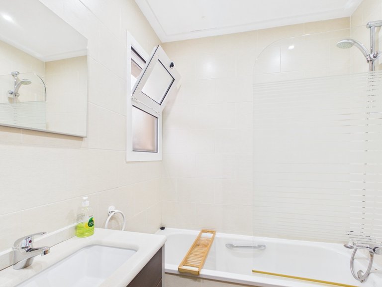 Villa for Sale in Gea Y Truyols, Murcia 32