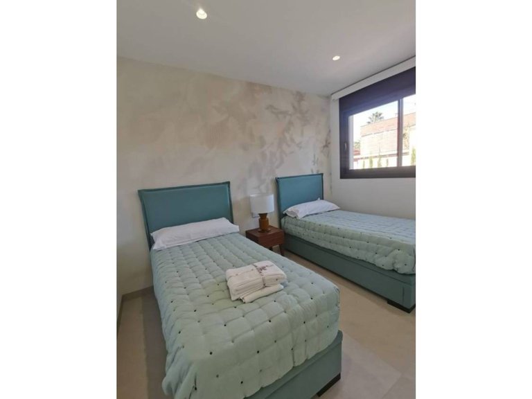 Villa for Sale in La Manga, Murcia 9