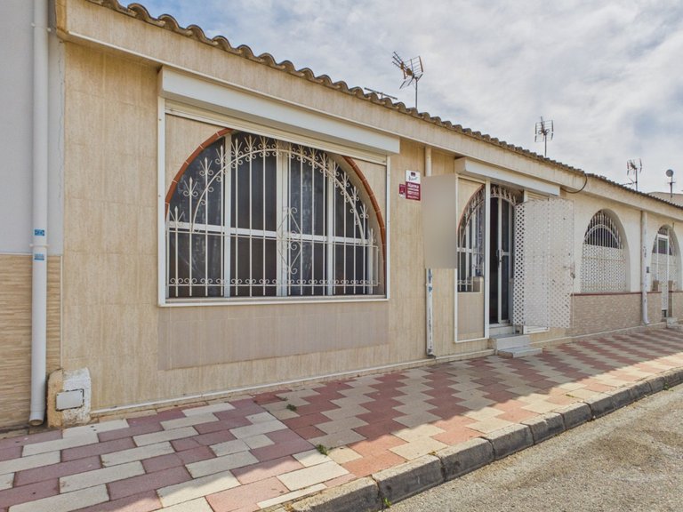 Villa for Sale in Los Alcázares, Murcia 5