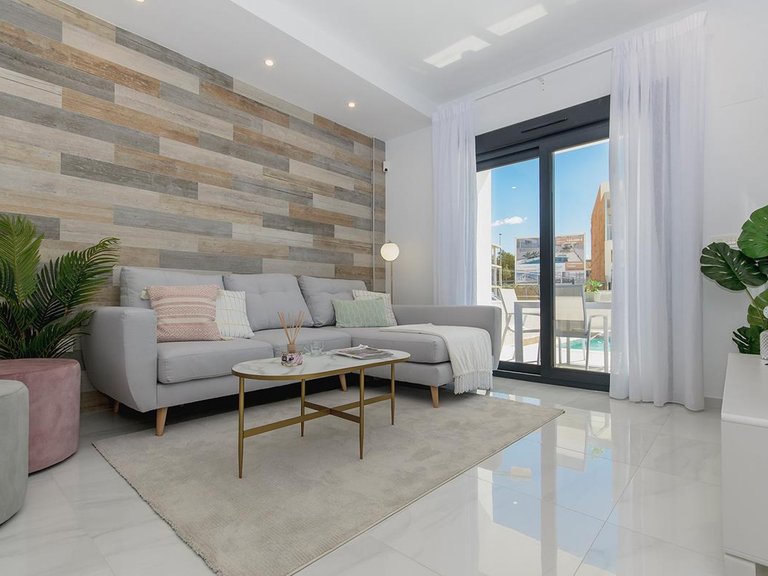 Villa for Sale in Vistabella Golf, Alicante 2