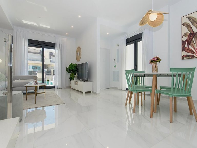 Villa for Sale in Vistabella Golf, Alicante 8