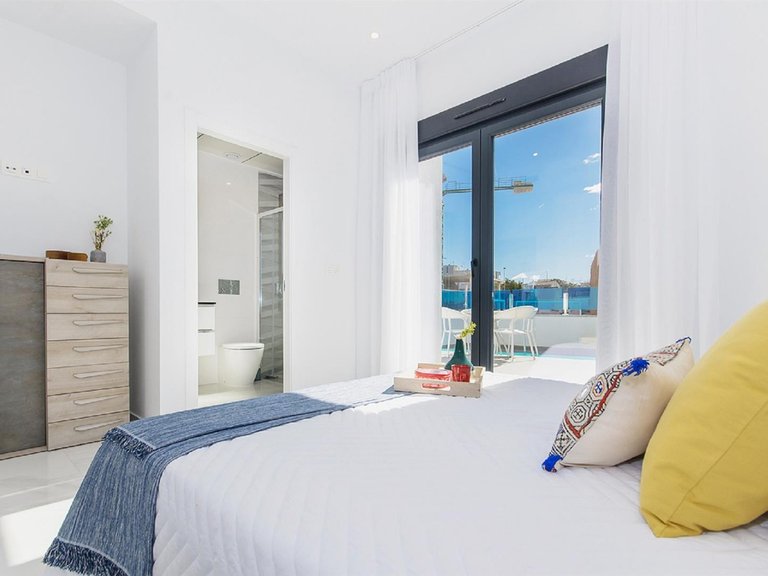 Villa for Sale in Vistabella Golf, Alicante 20