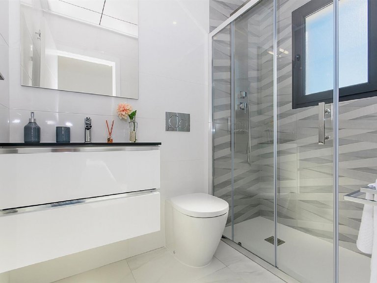 Villa for Sale in Vistabella Golf, Alicante 23