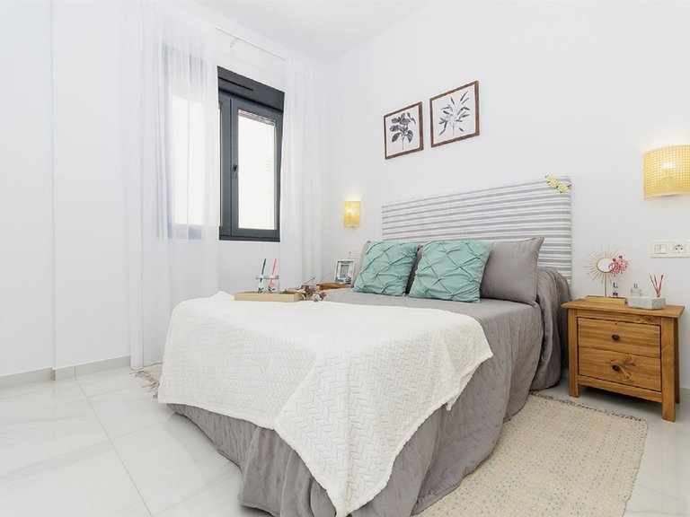 Villa for Sale in Vistabella Golf, Alicante 28