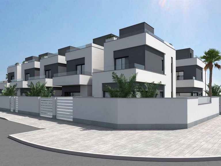 Villa for Sale in Villamartin, Alicante 4