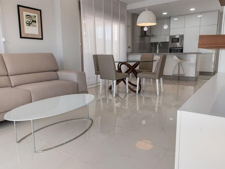 Villa for Sale in Villamartin, Alicante 2