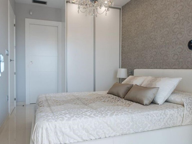 Villa for Sale in Villamartin, Alicante 9