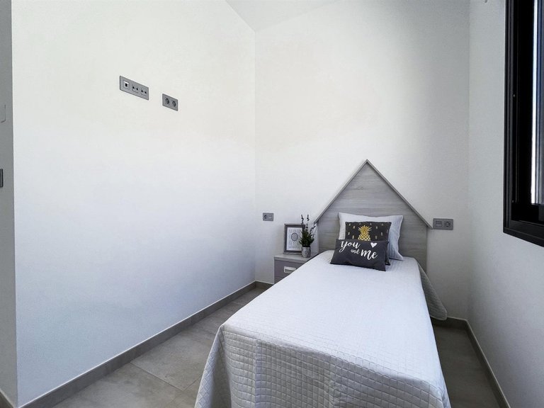 Villa for Sale in Pinar De Campoverde, Alicante 10