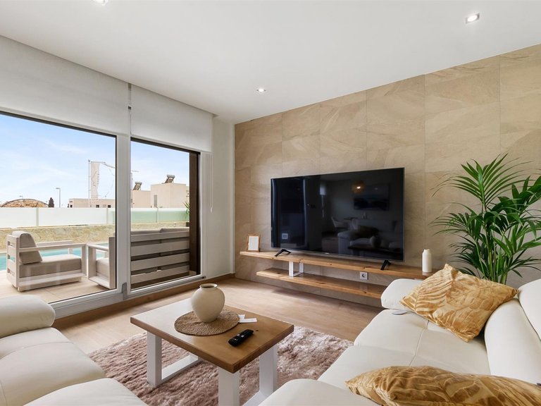 Villa for Sale in Rojales, Alicante 2